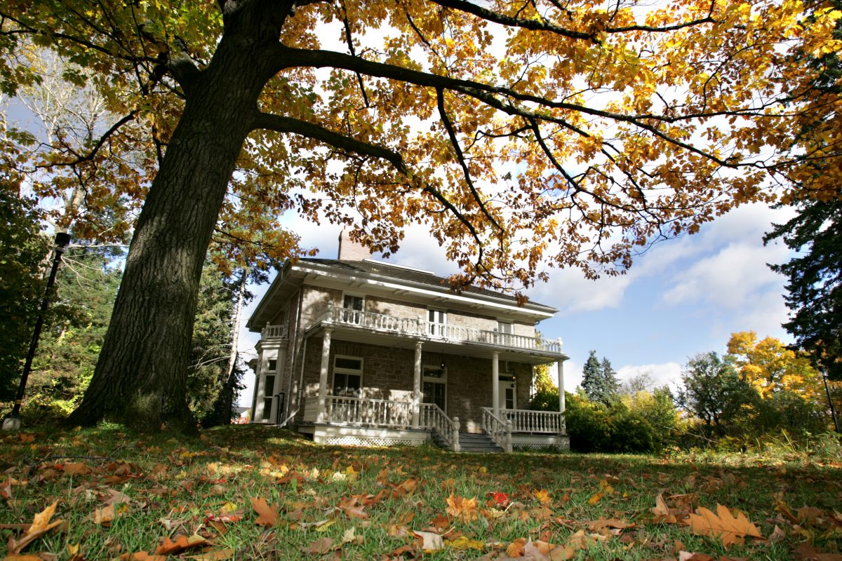 Maison Fairview / Scott